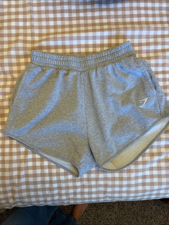 Gymshark Pants - Gymshark Women’s Sweat Shorts